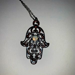 Necklace with stone in the middle